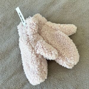 Cozy Pink Sherpa Mittens